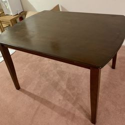 Dining table - 4 Person