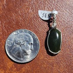 Sterling Silver Jade Pendant 