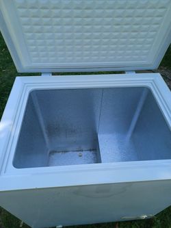 Chest freezer 4 months warranty