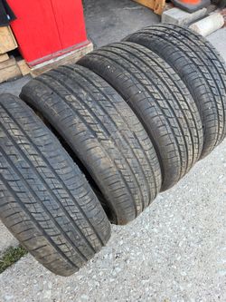 4 tires 205/60/16 Mastercraft SRT Touring all-season