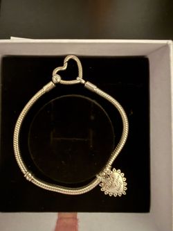 Heart Clasp Pandora Bracelet 