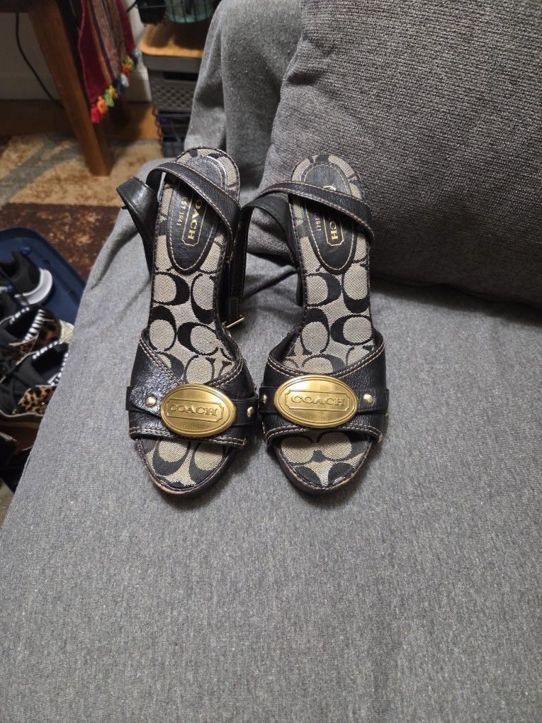 Ladies Sandal Coach