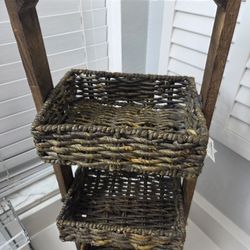 Very Cute Bathroom Or Kitchen Tower!