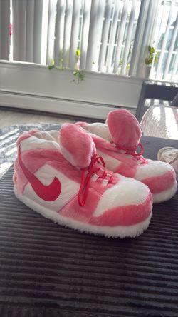 Nike Dunk Plush Slippers Pink and White