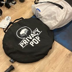 Queen Size Aero Bed & privacy Pop Tent 