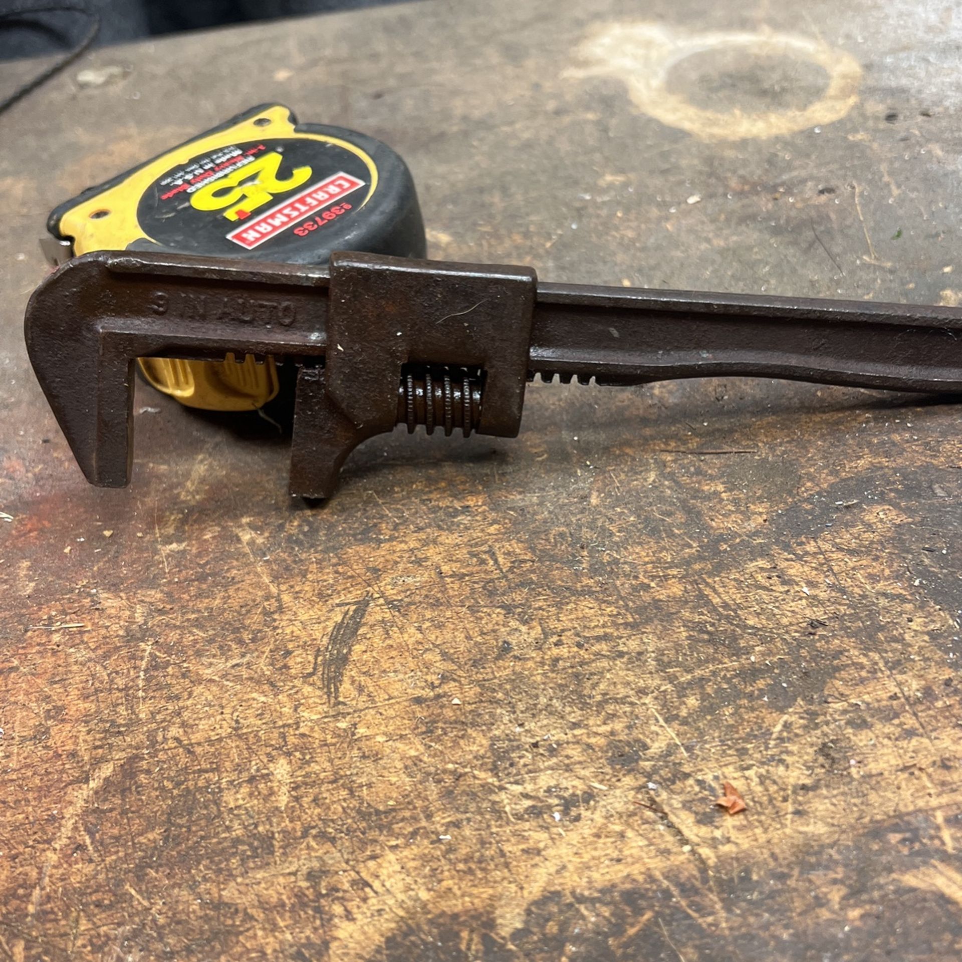 1920 Wrench. 9” Auto