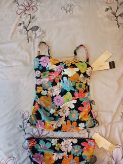 NWT Profile By Gottex Black Multicolor Floral Bikini Swimsuit Top 38D