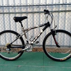 Gt MOUNTAIN Bike