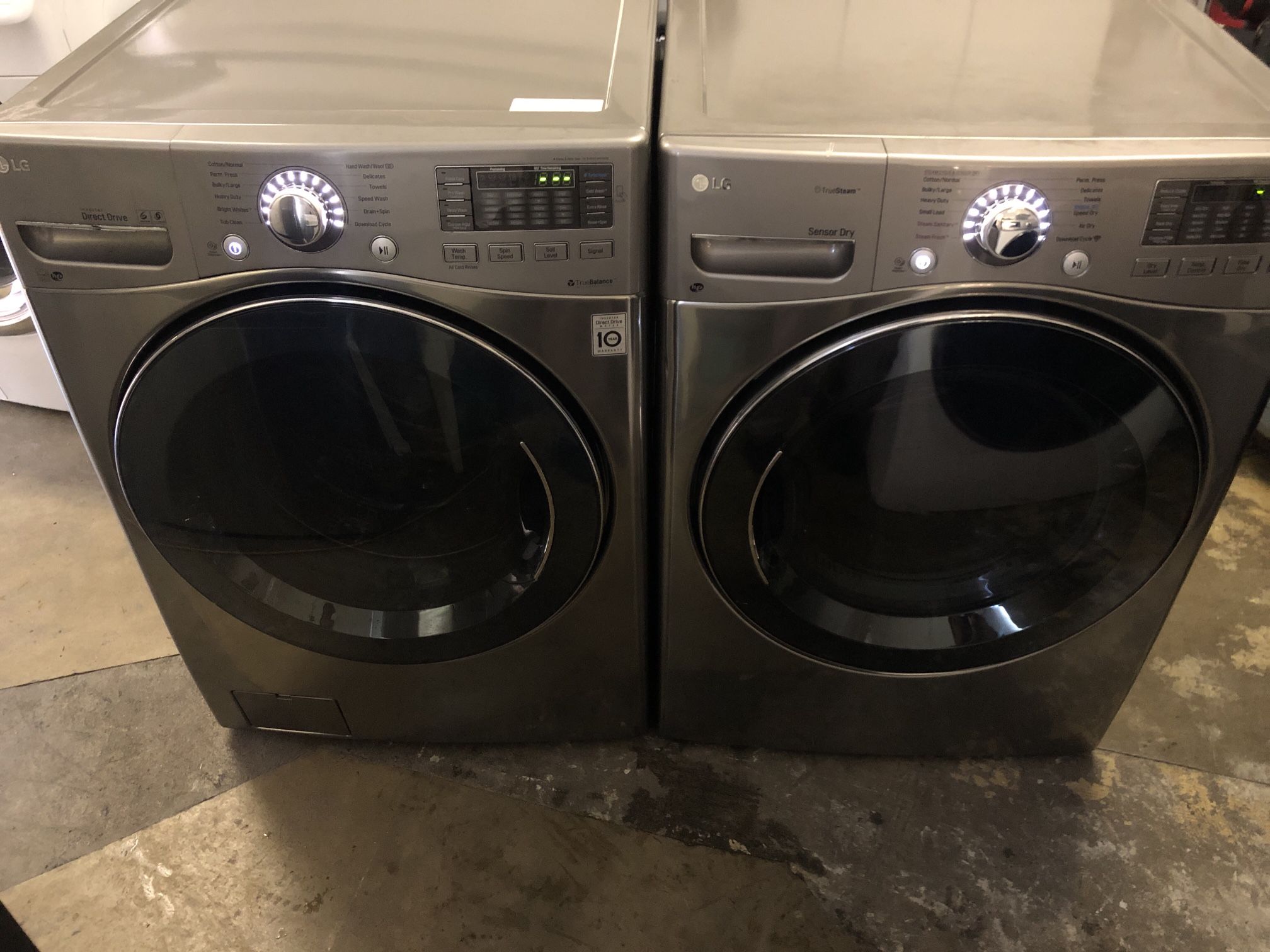LG Washer and Gas Dryer Set