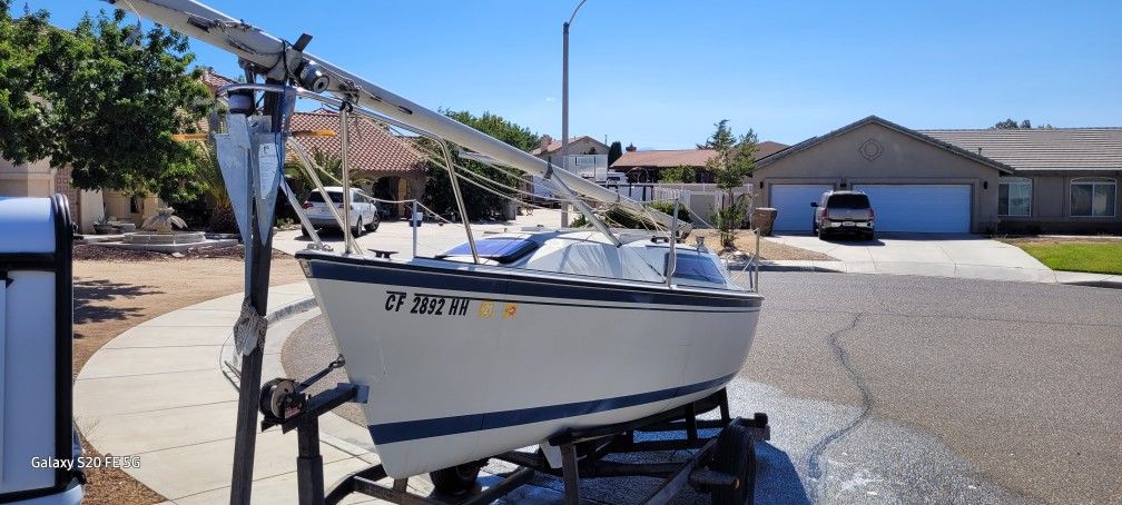 1988 O'Day 222