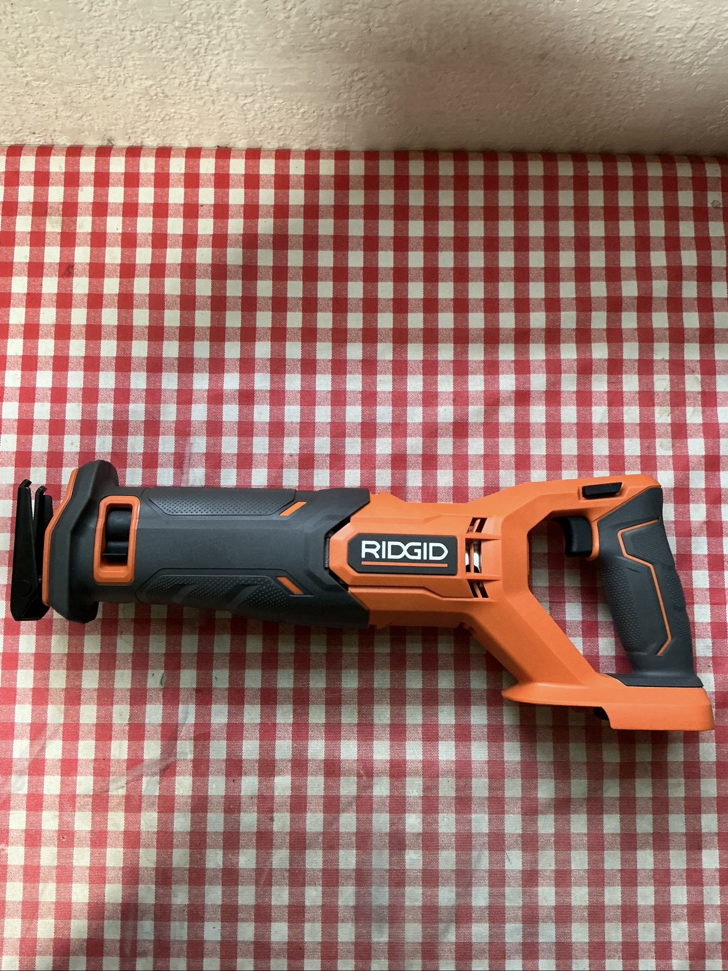 RIDGID. 18V Lithium Ion Cordless Reciprocating Saw (Tool Only).