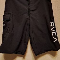MMA/ Jiu Jitsu RvCA Short Size Boys 24