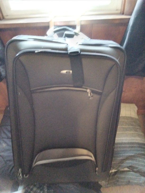 Large, Clean, Suitcase