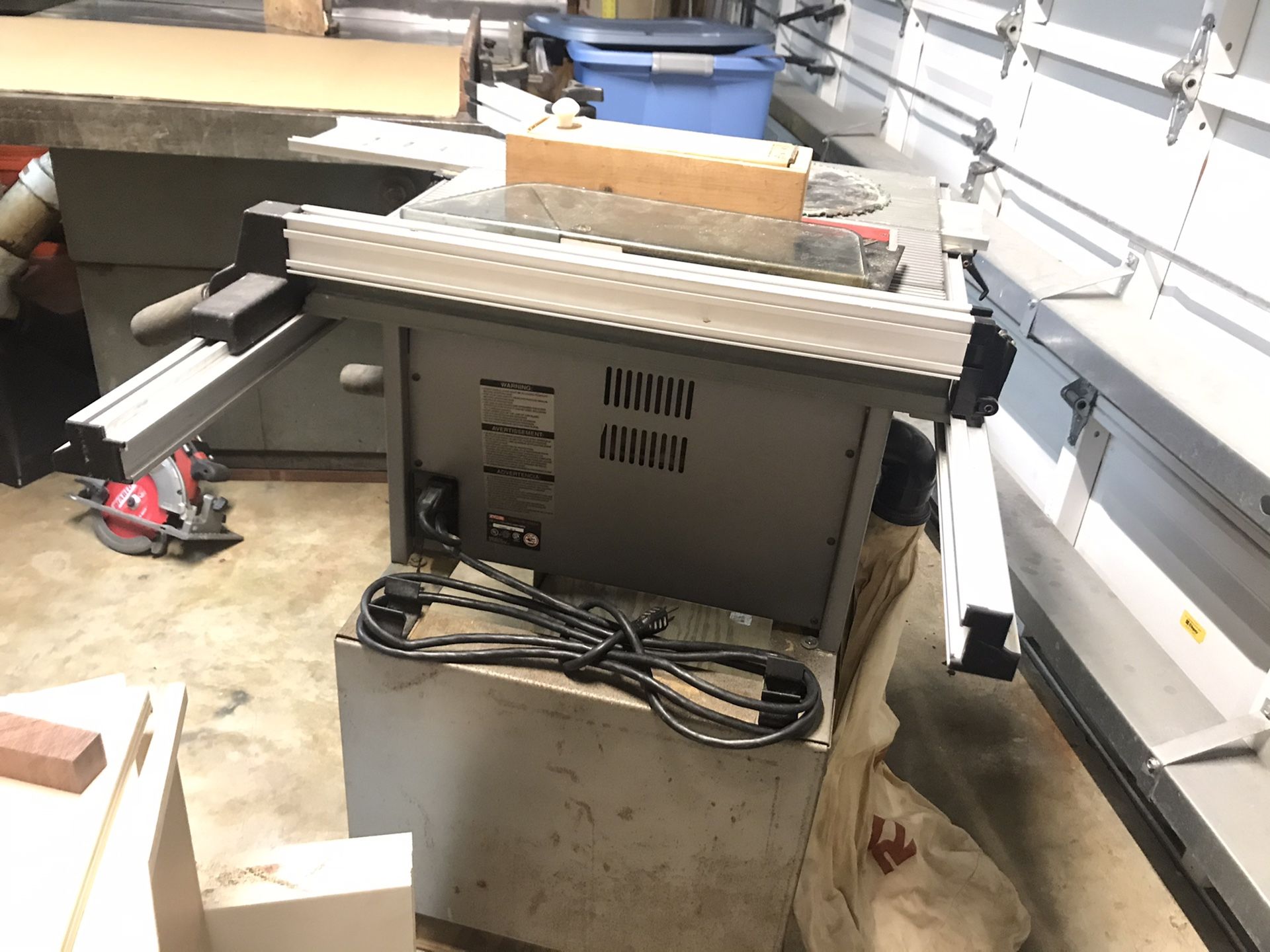 Ryobi BT3000 table saw 90.00 obo for Sale in Miami, FL OfferUp