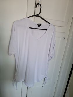 Drawstring side ruched tee