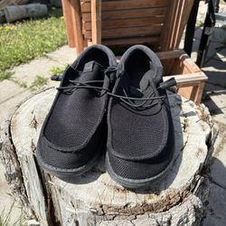 Black HeyDudes