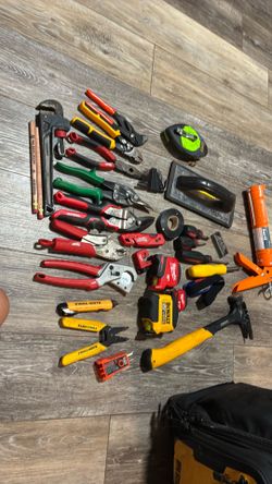HAND TOOLS GREAT PRICE