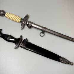 Replica WW2 Daggers From 1970s,60s