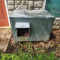 Pro Grade Dog House!