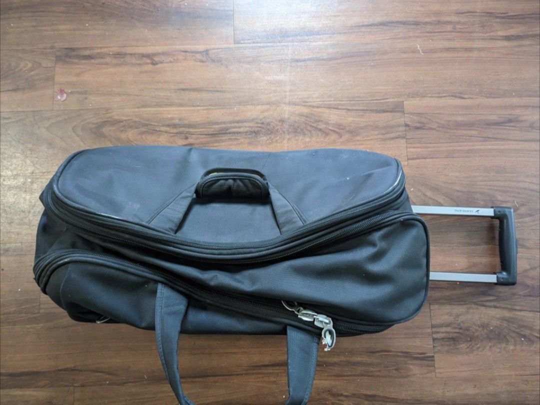 Carry On Luggage/ Duffle Bag with Wheels