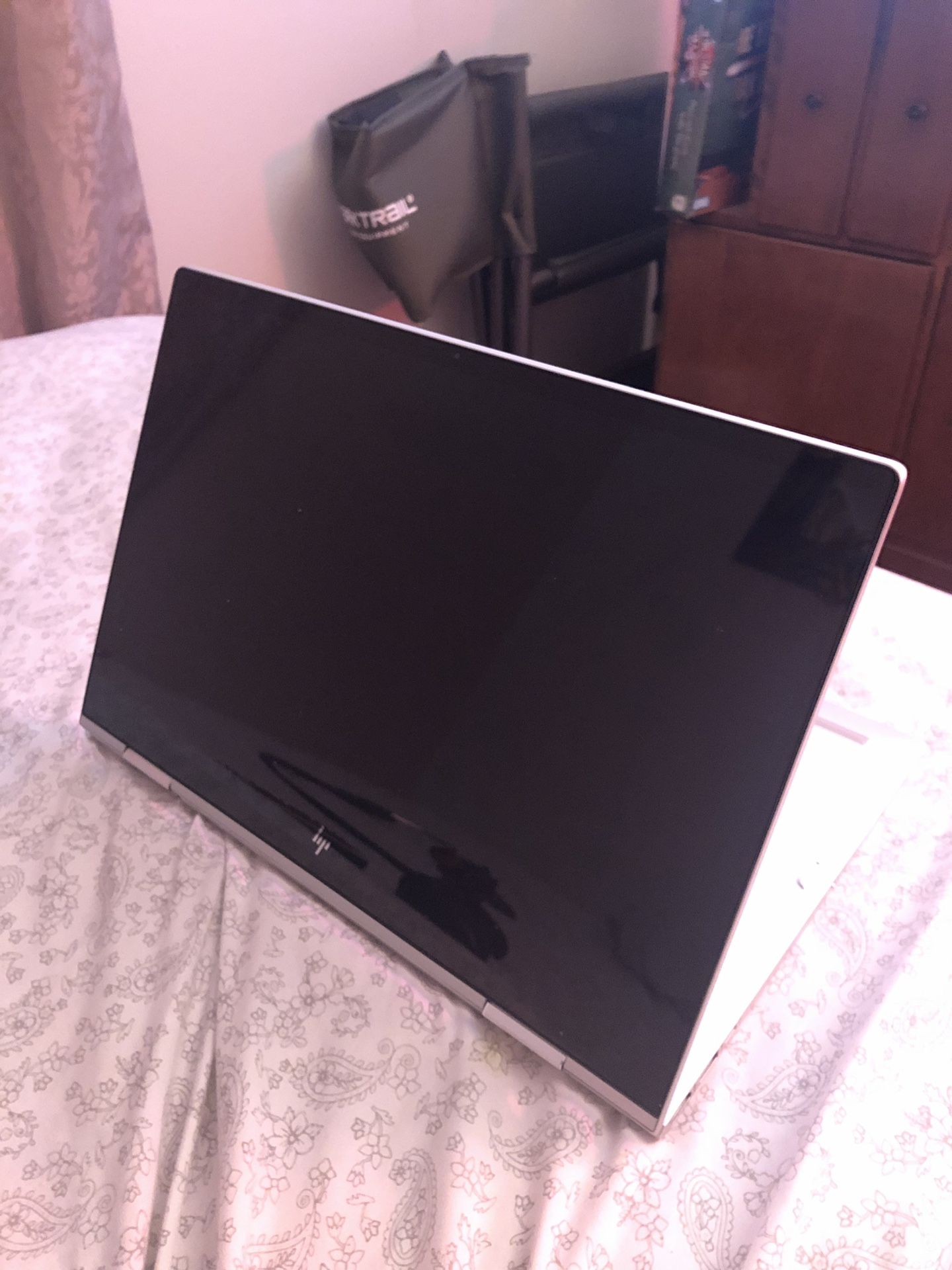 HP envy X360 2019
