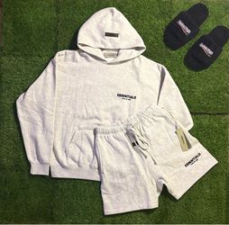 Essentials Set