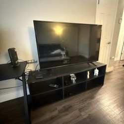 2018 55 Inch LED INSIGNIA TV  w/ entertainment Stand 