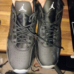 Men's Nike Jordans Size 10 Black