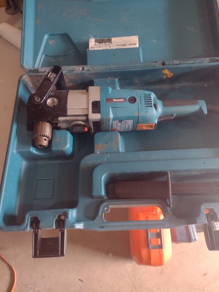 Makita Heavy Duty Right Angle Drill