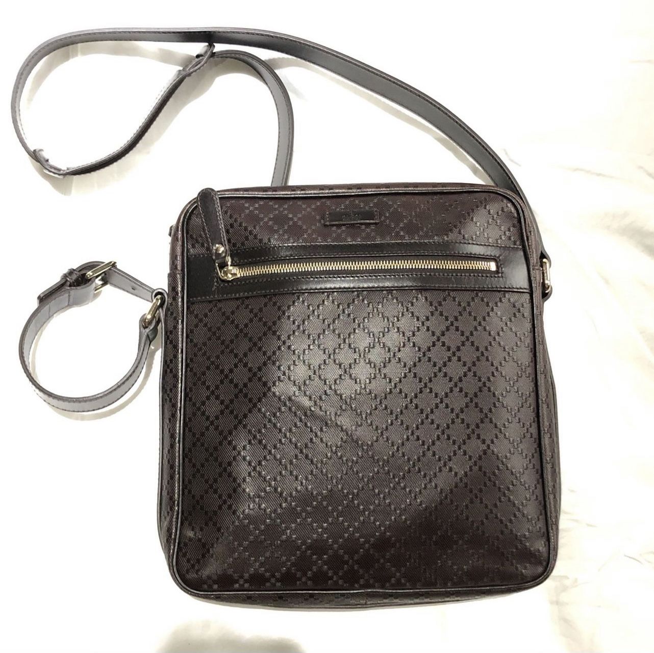 Gucci Diamante Medium Hilary Messenger Bag