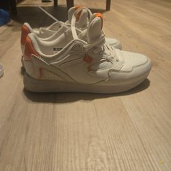 Champions Size 7 Pink And White..