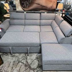 Pull-Out Sleeper Sectional w adj Headrest