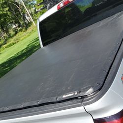 Tonneau cover - Extang snap on - 5.5 bed