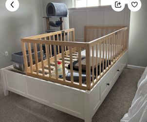 White wood bed frame