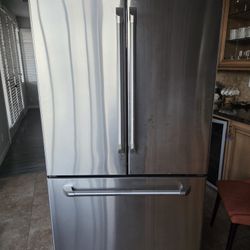 GE Counterdepth Refrigerator 