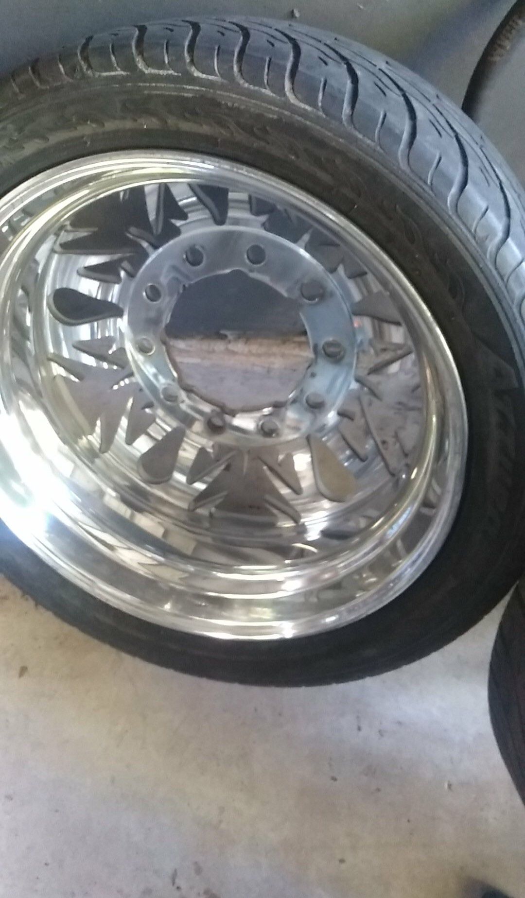 24 inch dually wheels for Sale in Houston, TX - OfferUp