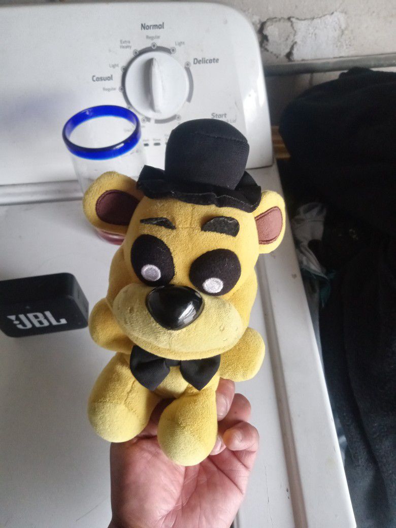 FNAF GOLDEN FREDDY PLUSHIE WITH TAGS SUPER RARE COLLECTIBLE for Sale in  Pico Rivera, CA - OfferUp