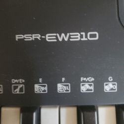 Yamaha Electric Piano Psr-ew310