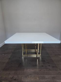 🍽️ Beautiful Willa Arlo Interiors Newcomb Dining Table – Moving Sale Or Best Offer