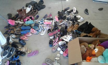 Yard sale 524 bohannan ave bakersfield 93307