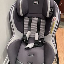 Chicco NextFit Zip Convertible Car Seat, Rear-Facing Seat for Infants 5-40 lbs., Forward-Facing Toddler Car Seat 25-65 lbs., Baby Travel Gear | Carbon