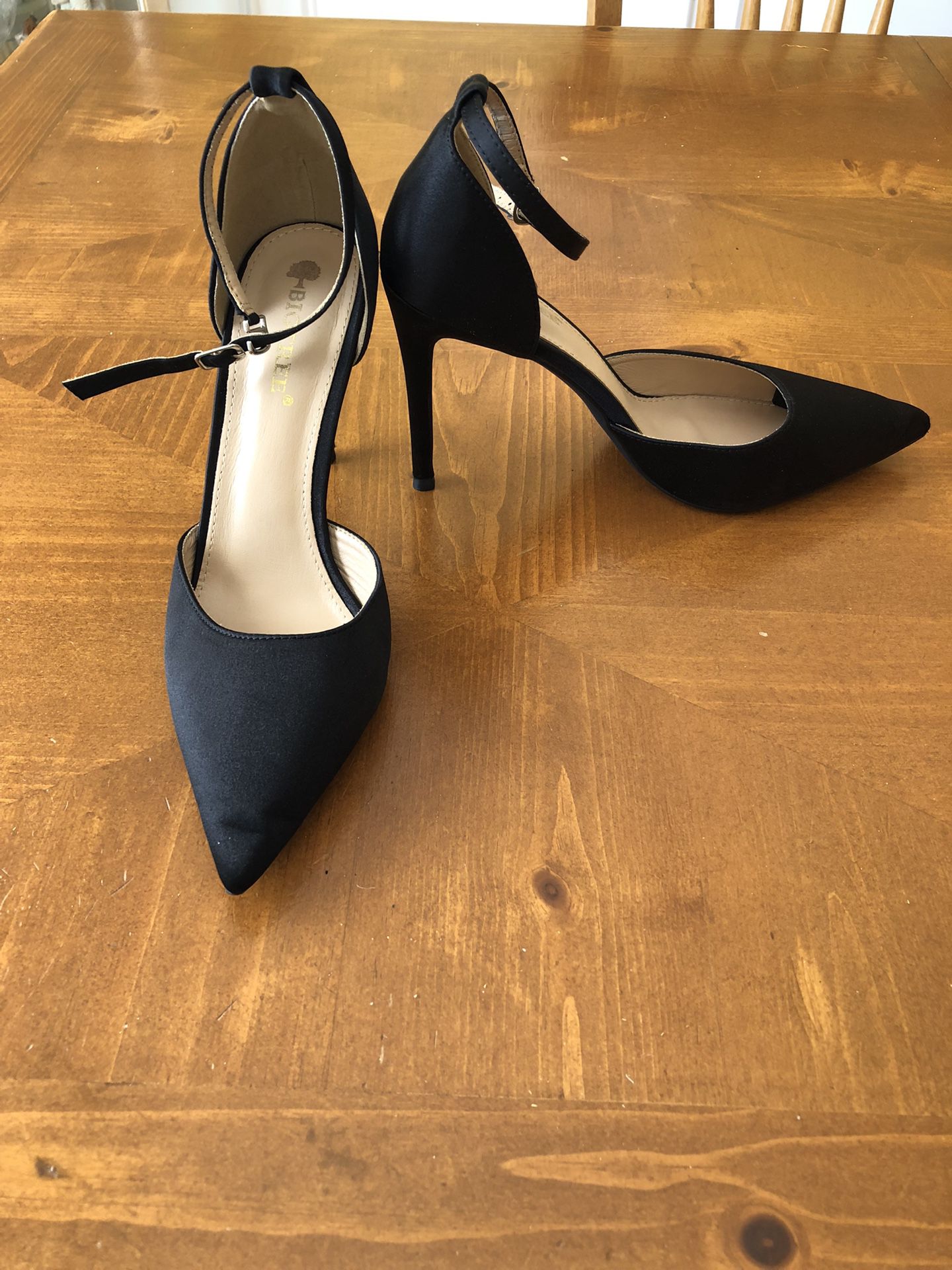 Black Ankle Strap high heels Size 9 and 4” Heel 
