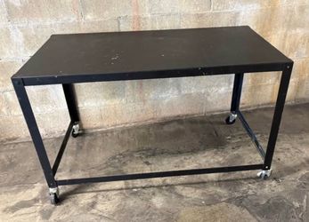 🔥🎬 Rolling Kitchen Island 😎 Table 🙌🏽  Desk MUST GO ASAP $30 obo