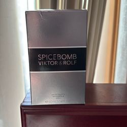 Spicebomb Viktor Rolf 3.04L