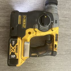 Dewalt Hummer Drill With 5ah Battery 