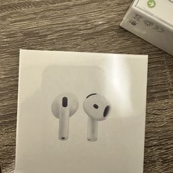 Air Pods 4