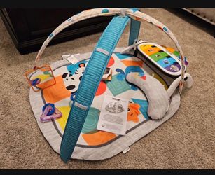 Baby Einstein 4 In 1 Kickin' Tunes  Gym