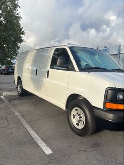 2014 Chevrolet Express 2500