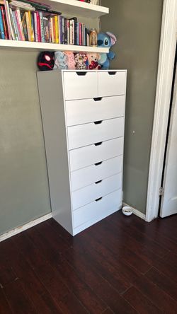 8 Drawer Dresser