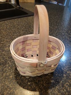 Wicker basket lavender with handle